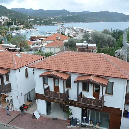 Hotel Nisa 2*