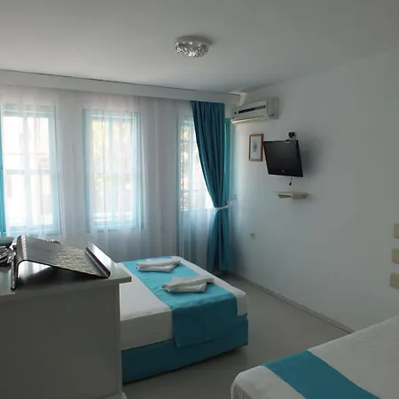Nisa Hotel 2*